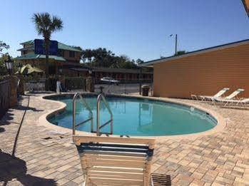 River Side Inn New Port Richey Exterior photo
