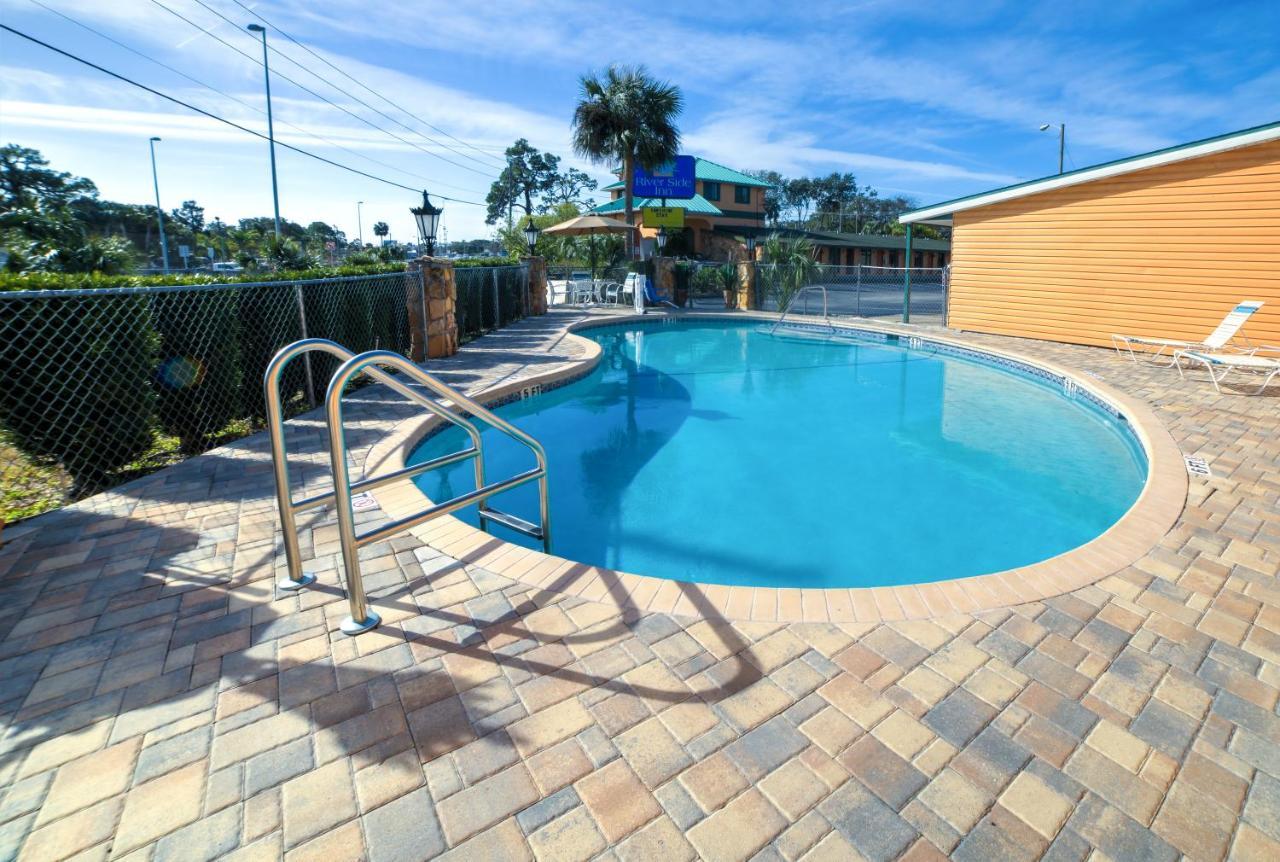River Side Inn New Port Richey Exterior photo